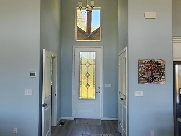 Photo 4 for Vineyard View House