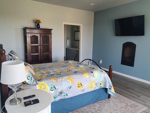 Photo 6 for Vineyard View House