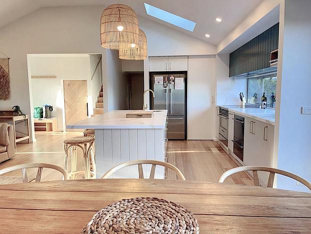 Photo 7 for Red Hill Lane - 5 Bedroom - Vineyard & Rural Valley Views