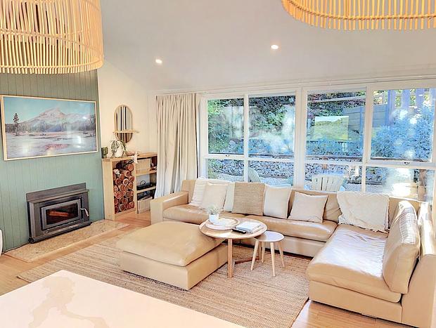 Photo 10 for Red Hill Lane - 5 Bedroom - Vineyard & Rural Valley Views