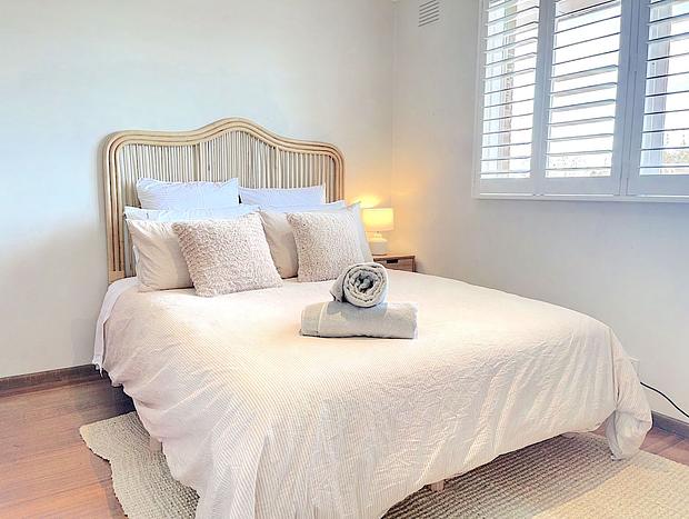 Photo 17 for Red Hill Lane - 5 Bedroom - Vineyard & Rural Valley Views