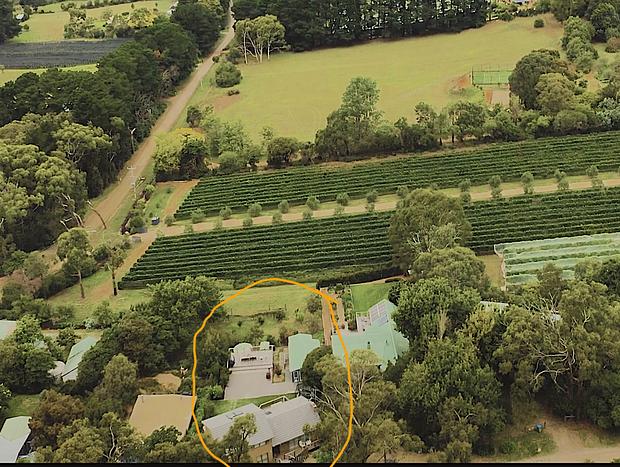 Photo 32 for Red Hill Lane - 5 Bedroom - Vineyard & Rural Valley Views