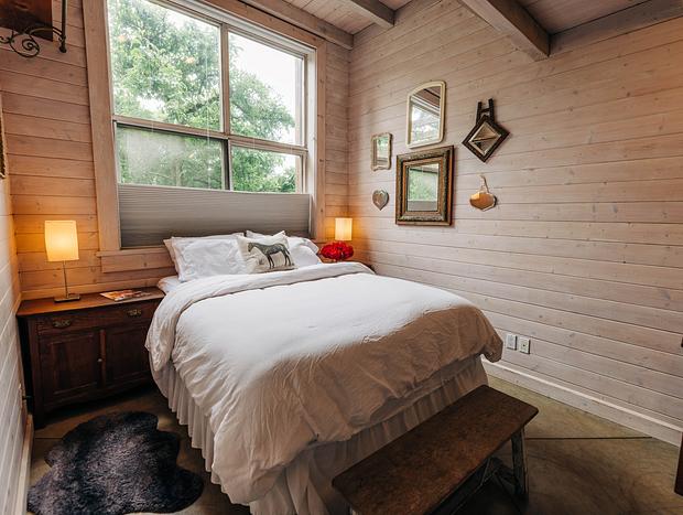 Photo 3 for Charming Vashon Getaway
