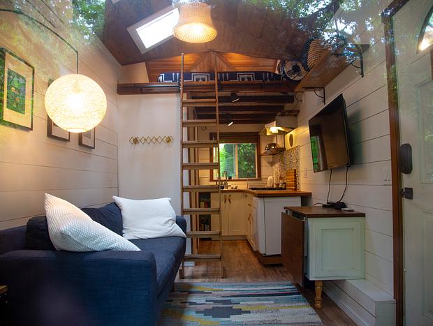 Photo 17 for Trout Creek Tiny Home - Cedar Hot Tub & Sauna