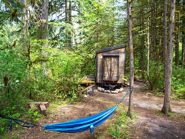 Photo 41 for S'More Tiny Home on River and Cedar Bath House