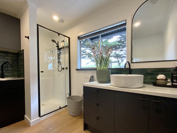 Photo 6 for Swanky Countryside Getaway - Brightside Cottage