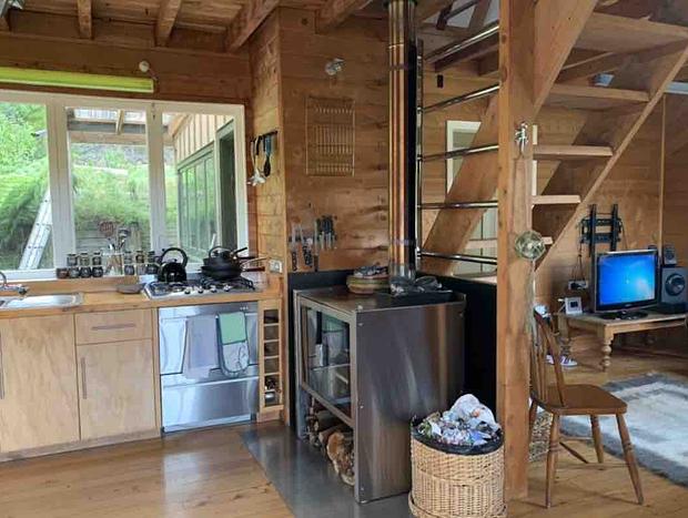 Photo 11 for The Whaler's Cottage - Great Barrier Island