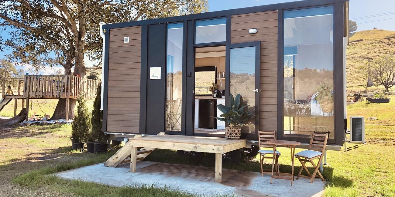 On The Rocks Tiny house for Rent in Rock Valley, Sydney, NSW, AU Riparide