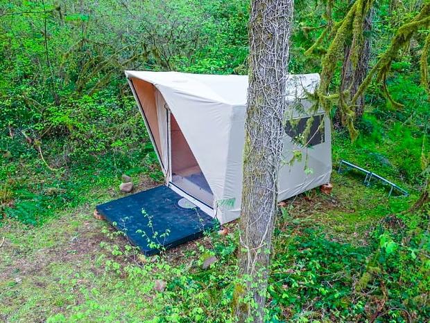Photo 7 for Futuristic Forest Find - Jupe Cabin 1 With Hot Tub Sauna