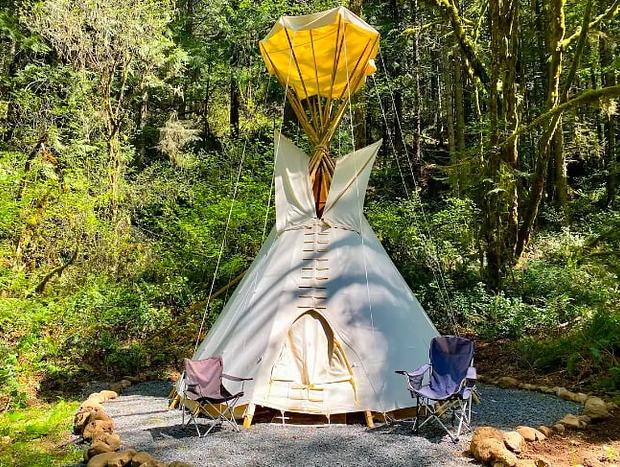 Photo 4 for Tipi By The Creek - Cedar Sauna and Hot Tub