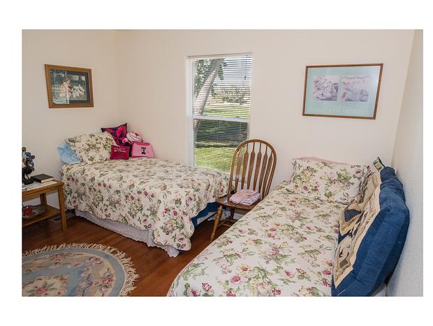 Photo 9 for Beautiful Farmhouse - Parklike Setting