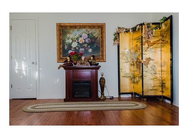 Photo 6 for Beautiful Farmhouse - Parklike Setting