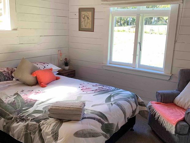 Photo 16 for Paratu Farm Cottage In A Quiet Rural Setting