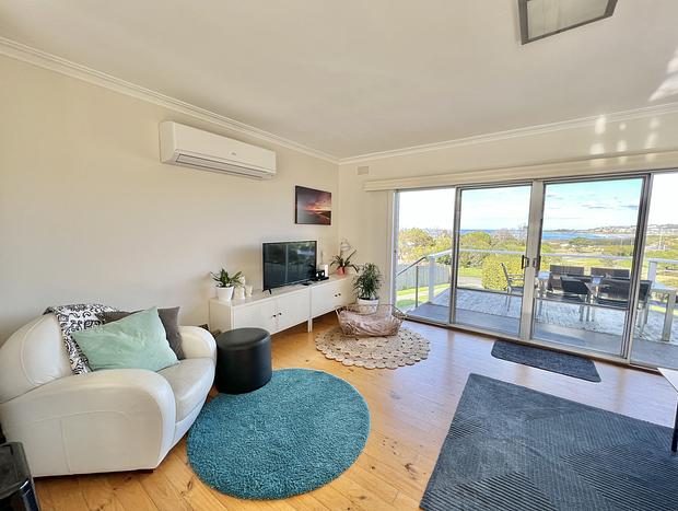 Photo 6 for Saltwater Haven - 300m to Beach - Pet Friendly - Free Wifi