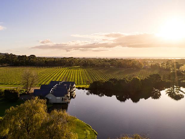 Photo 8 for Lakeside Luxury Villa on a Vineyard