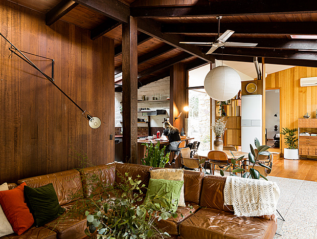 Photo 8 for Mid Century Bush Retreat