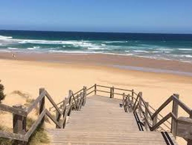 Photo 25 for Back Beach Beryl