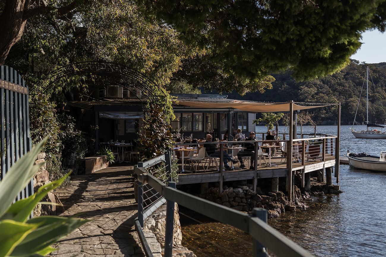 The Deckhouse, Cottage Point Couples Retreat House for Rent in Cottage Point, Sydney, Sydney