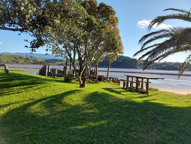 Photo 16 for Pahoia Beachstay - The Ducks Nest