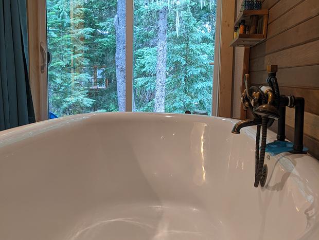 Photo 34 for Pet-friendly Govy Mountain Chalet