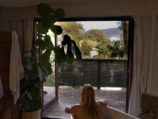 Photo 14 for Luxury Glamping Seascape