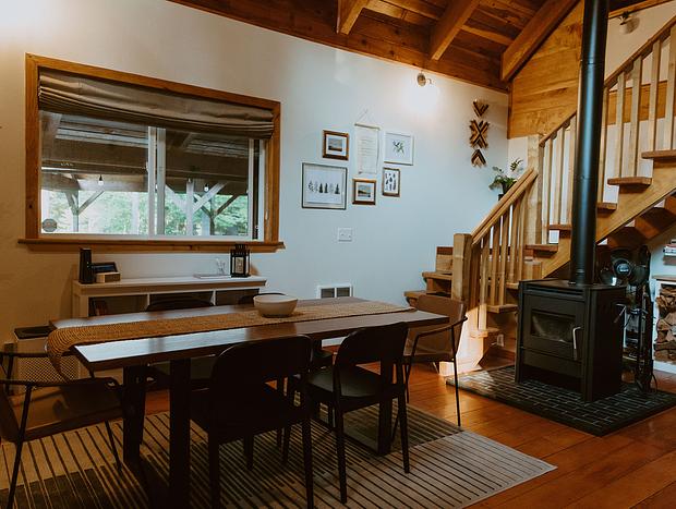 Photo 6 for Charming Dog-friendly Cabin With Cedar Hot Tub