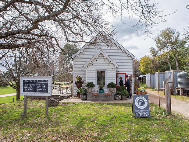 Small Holdings Restaurant