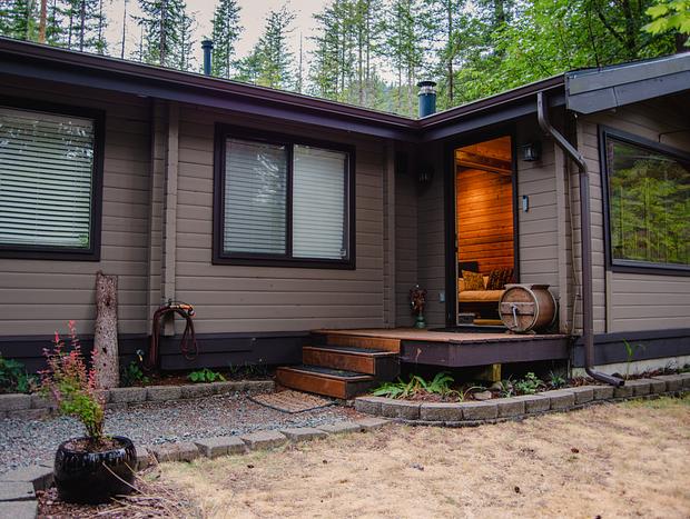 Photo 19 for Cozy & Secluded Home Away from Home