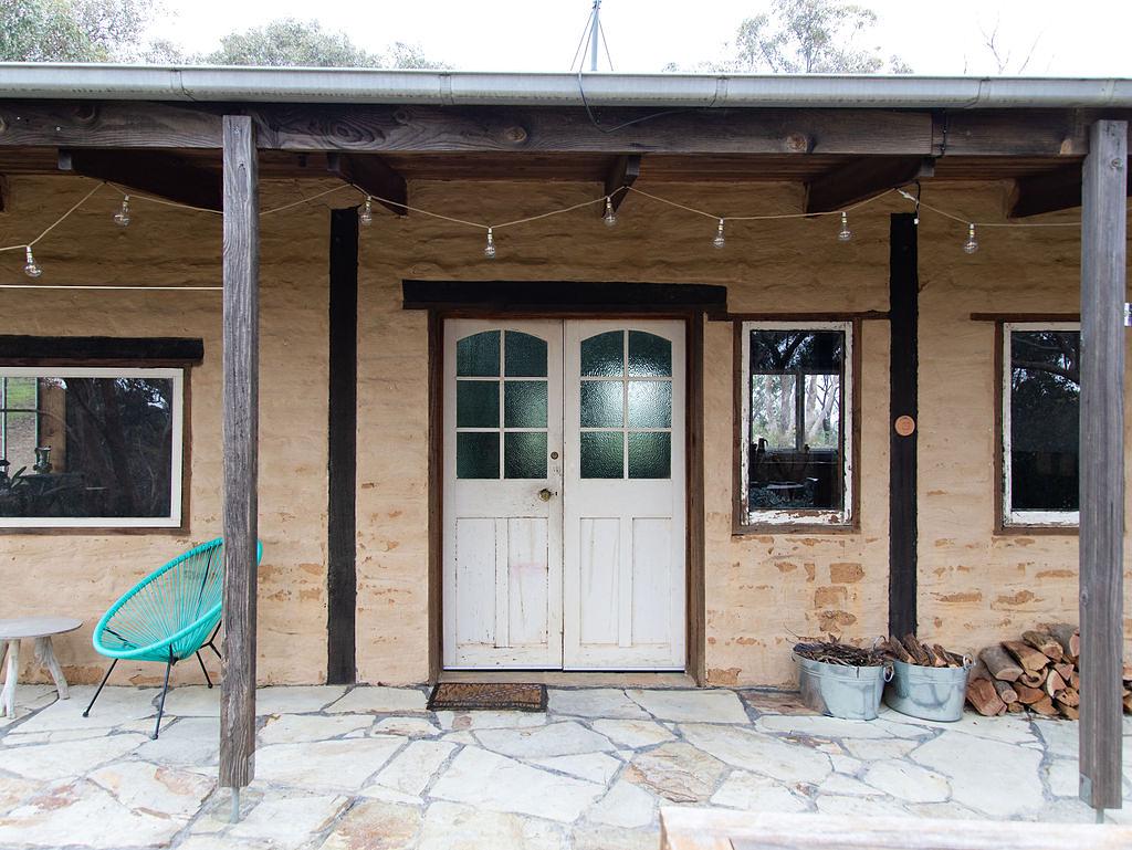 Mud Brick Eco Retreat 15 mins from Castlemaine Eco house for Rent