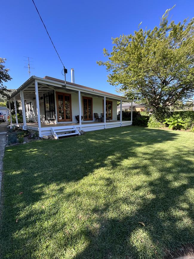 The Lakehouse Mount Beauty House for Rent in Mount Beauty, High