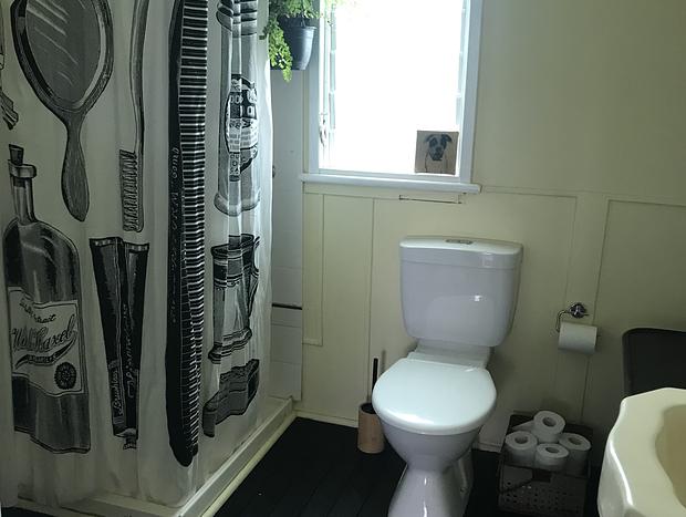 Photo 9 for Miss Minty Where All Your Sunroom Dreams Come True