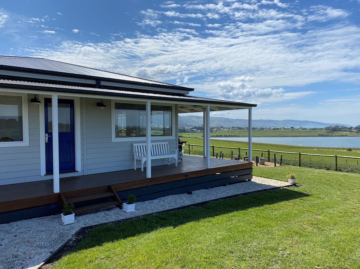 The Cottage At Kambrook Dairy Farm for Rent in Apollo Bay, Great
