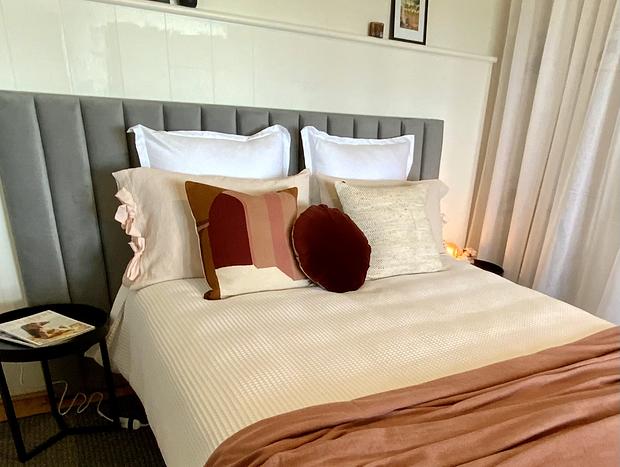 Photo 8 for Swanky Countryside Getaway - Brightside Cottage