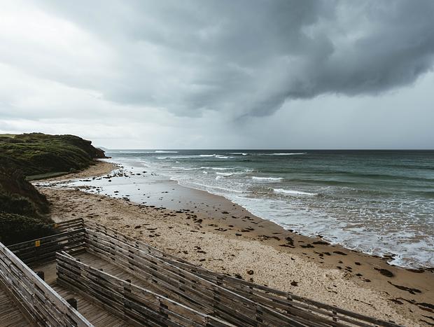 Photo 2 for Surfing at Smiths Beach