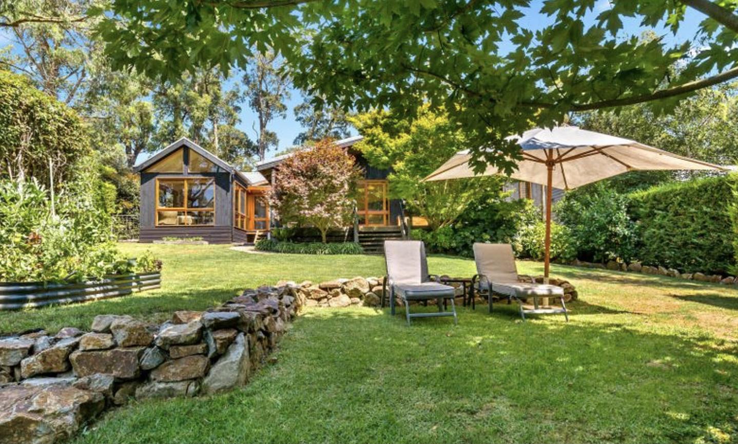 The Magnolia House Red Hill House for Rent in Red Hill, Mornington