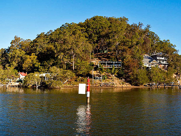 Boating to nearby beaches