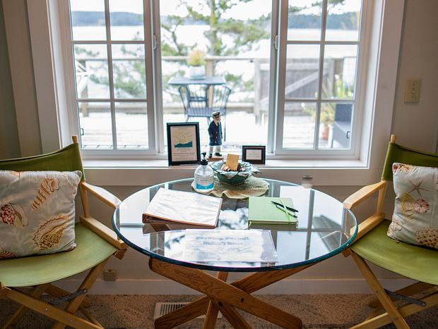 Photo 8 for An Orcas Island Waterfront Cottage