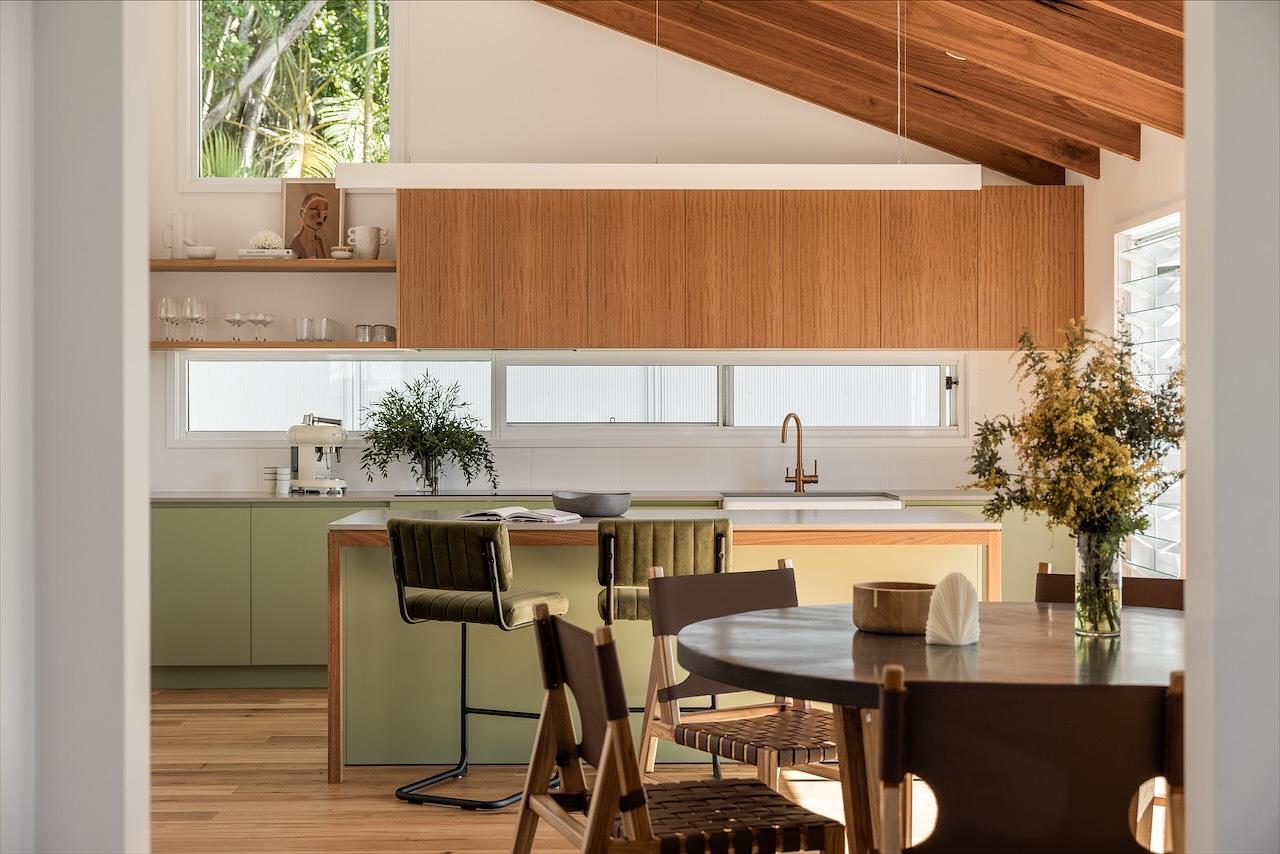 Blackbutt House Luxe Retreat With Pool House for Rent in Suffolk