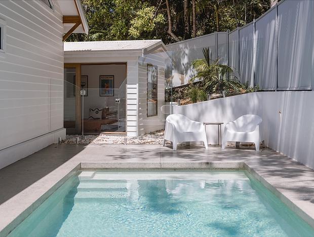 Photo 47 for Blackbutt House - Luxe Retreat With Pool