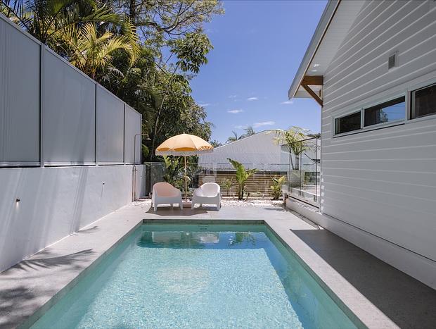 Photo 48 for Blackbutt House - Luxe Retreat With Pool