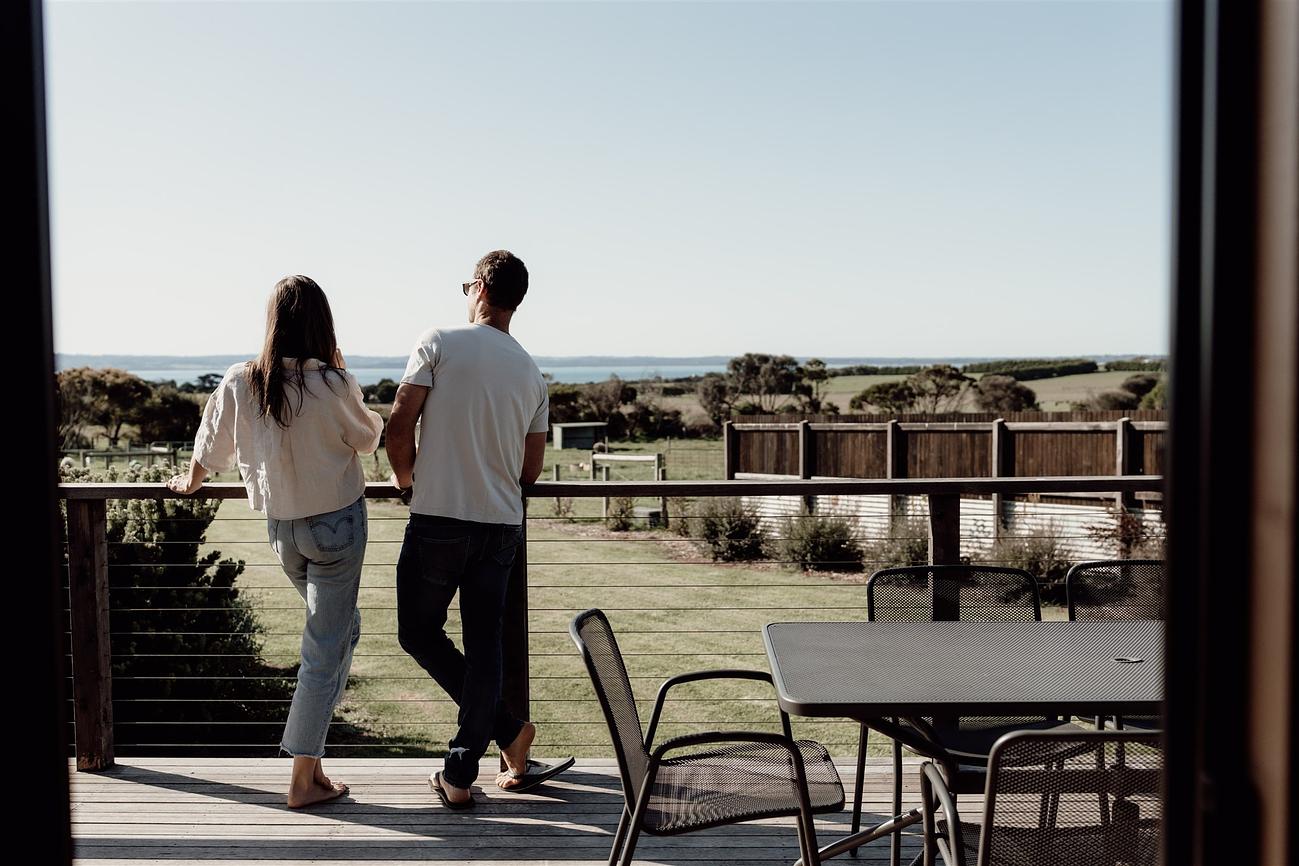 Five Acres GUESTHOUSE Luxury coastal House for Rent