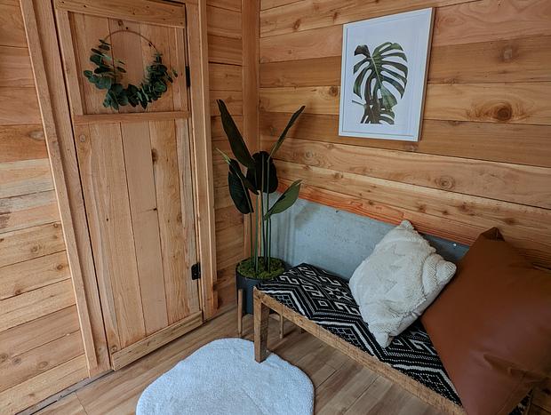 Photo 14 for Cozy Cabin @ MT Rainier: Private Hot Tub & sauna