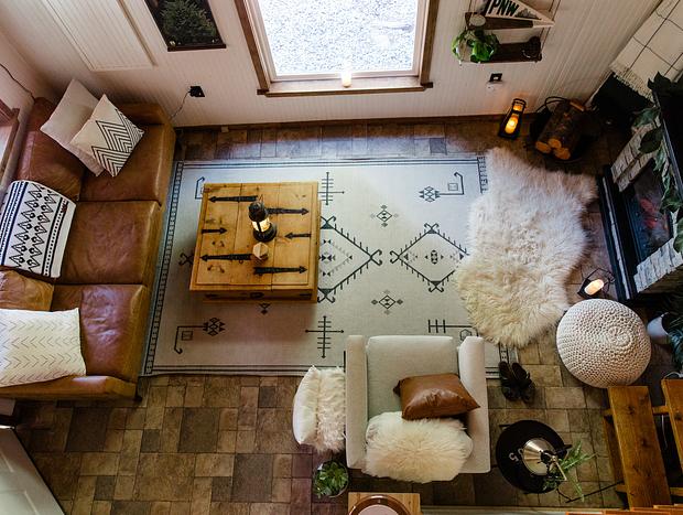 Photo 17 for Cozy Cabin @ MT Rainier: Private Hot Tub & sauna