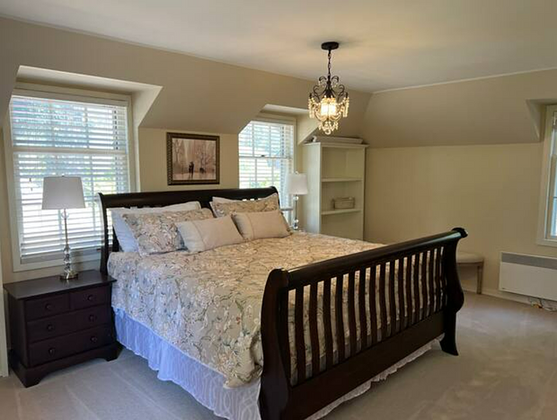 Photo 18 for Wine Country Retreat - 3 bedroom, sleeps 12