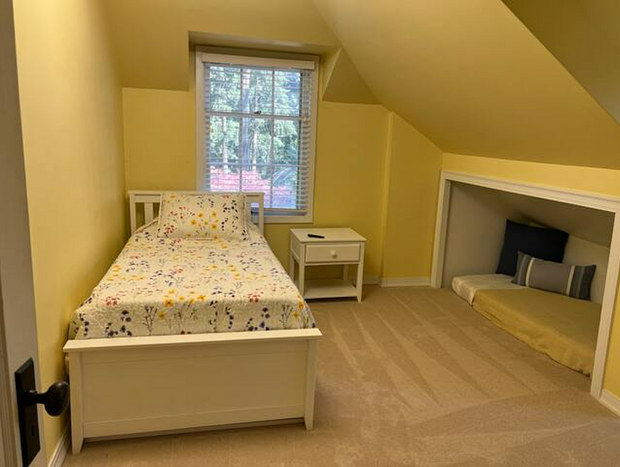 Photo 25 for Wine Country Retreat - 3 bedroom, sleeps 12