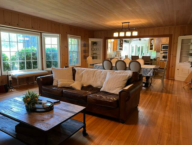 Photo 28 for Wine Country Retreat - 3 bedroom, sleeps 12