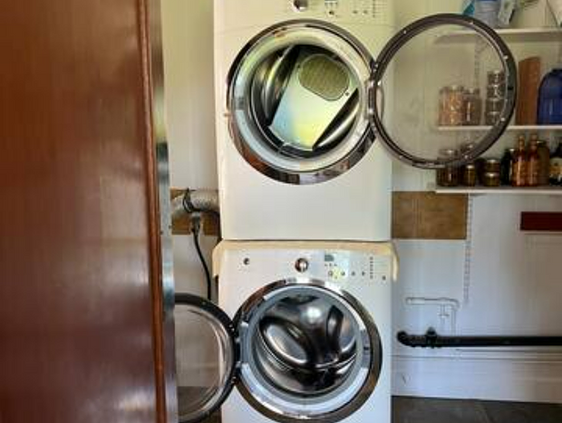 Photo 29 for Wine Country Retreat - 3 bedroom, sleeps 12