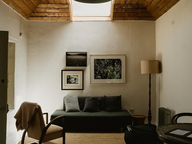 Photo 2 for Quiet Serenity at Ellerslie Cottage