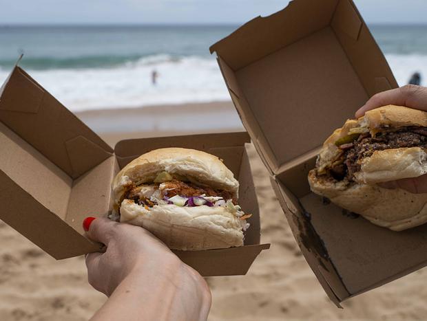 Photo 1 for Burgers at the Beach