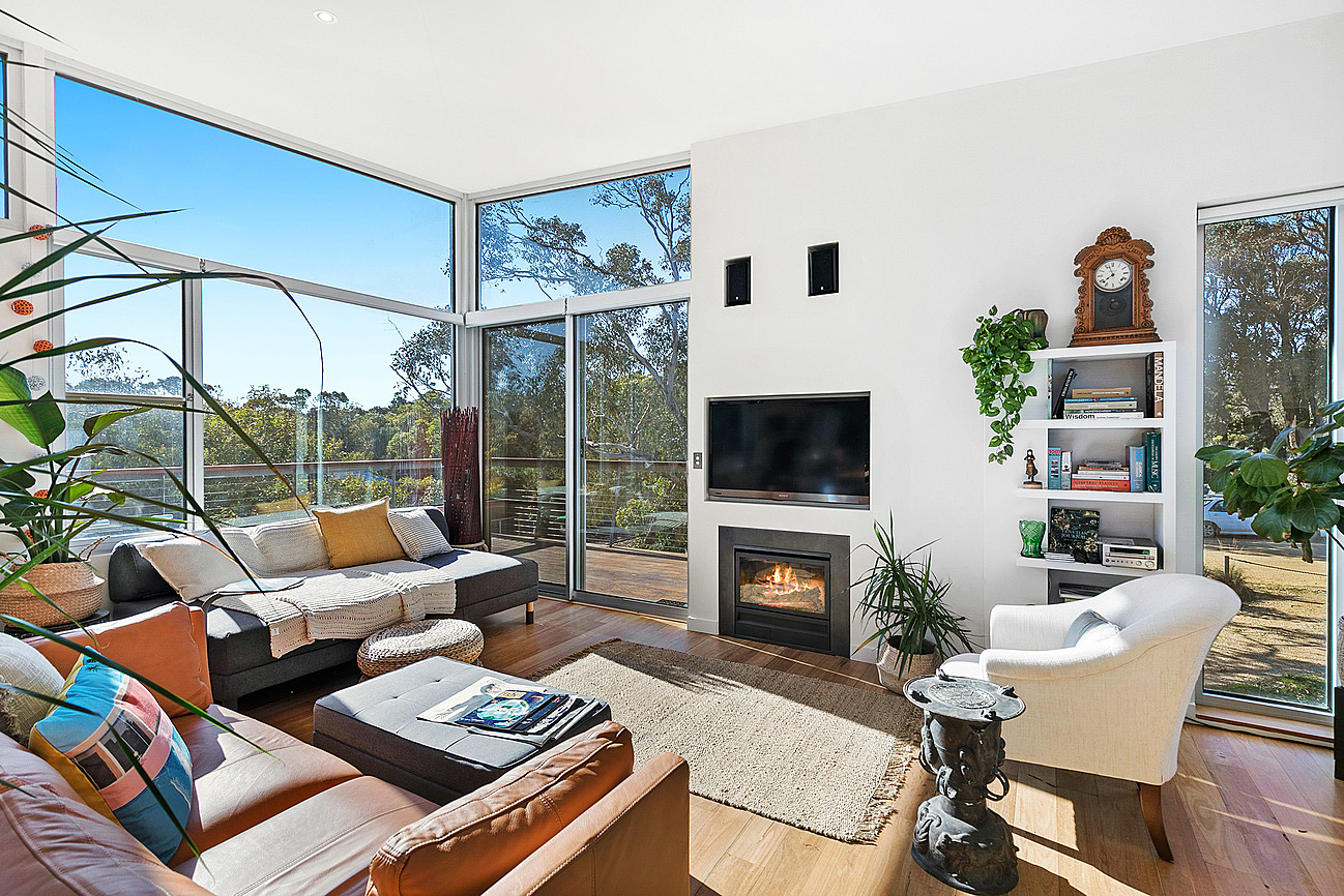 Bristlebird House for Rent in Aireys Inlet, Great Ocean Road, VIC, AU